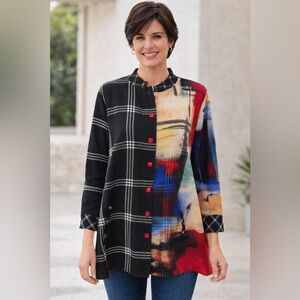 ALI MILEY Abstract Front Button Black and White Tunic